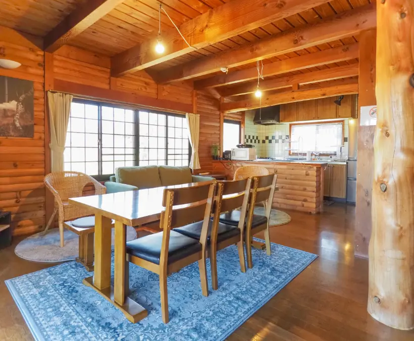 森と丘のお宿 Toju 高島のリビング