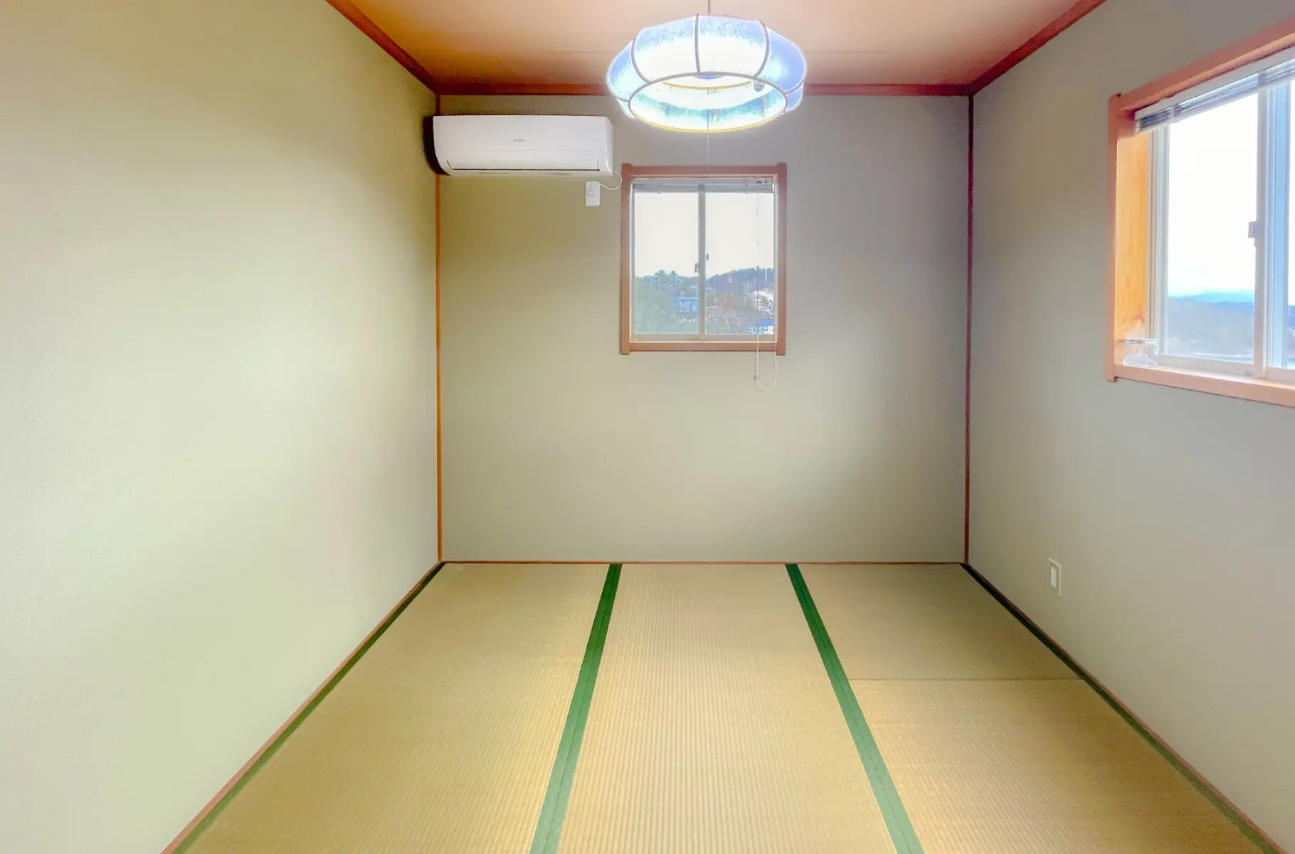 秘密基地 二房の施設写真